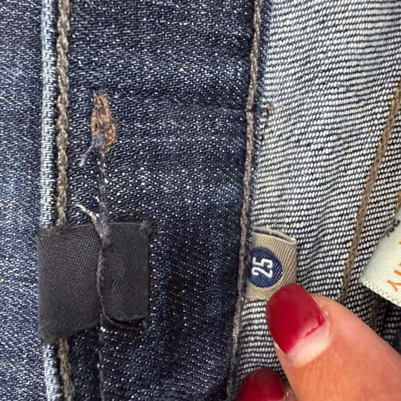 Citizens of Humanity Dani Cropped Straight Leg Jeans - Picture 6 of 8